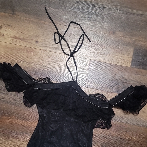 bebe Black Lace Embellished Keyhole Off-Shoulder Mini Dress - Picture 3 of 9